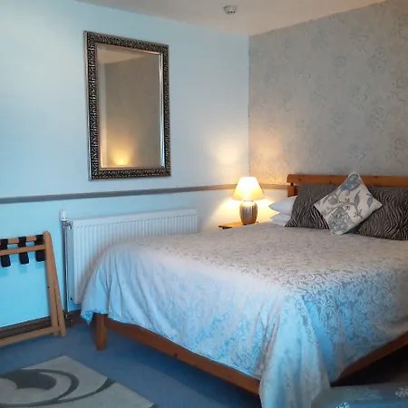 Meare Manor-3